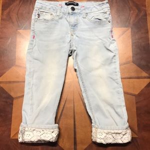 Girls light wash, cropped jeans with lace cuff